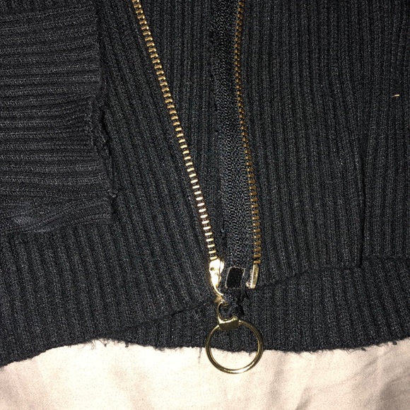 Black jacket with fur collar - Picture 3 of 4